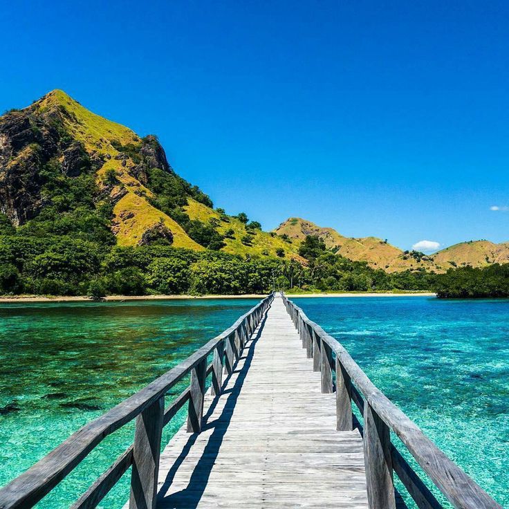 Manjarite Island